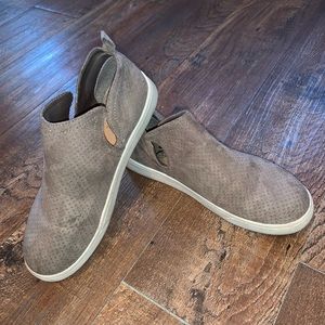 Girl shoes size 5-6 sold separately